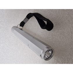 Fém házas elemlámpa +1db AAA (mikró)elem