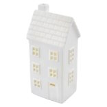 LED kerámia házikó, 16 cm, 1x CR2032, beltéri, meleg fehér, időzítő,DCLW36