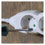 EMOS hosszabbító 3 m / 6 aljzat / fehér / PVC / 1,5 mm2 P0623R