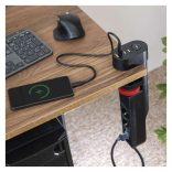 EMOS elosztó 3 aljzat 1,5m kapcsoló/asztalra szerelhető/USB/fekete/PVC P1321PD