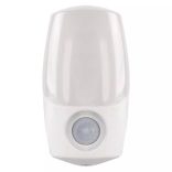 EMOS LED éjjeli fény mozgásérzékelővel LED P3318