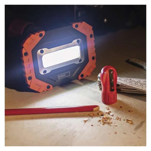 EMOS P4113 LED MUNKALÁMPA COB LED 700lm 4×AA