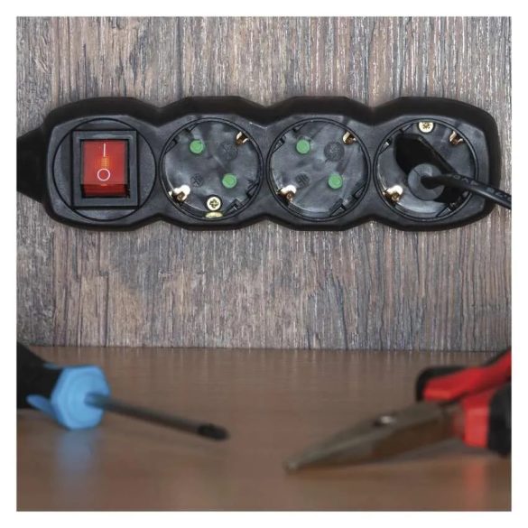 EMOS ELOSZTÓ (HOSSZABBÍTÓ) 4 ALJZAT 5m, 1,5 mm2 KAPCSOLHATÓ fekete PC1425R