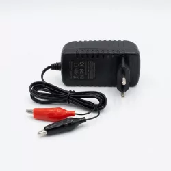12V 2A akkutöltő (KR122)