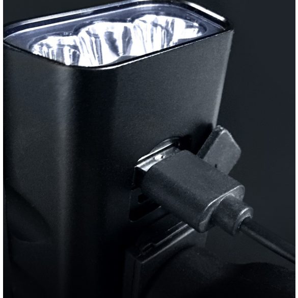 MAARS MR 601 első kerékpár lámpa tölthető 5W 700lm T6 LED IPX5