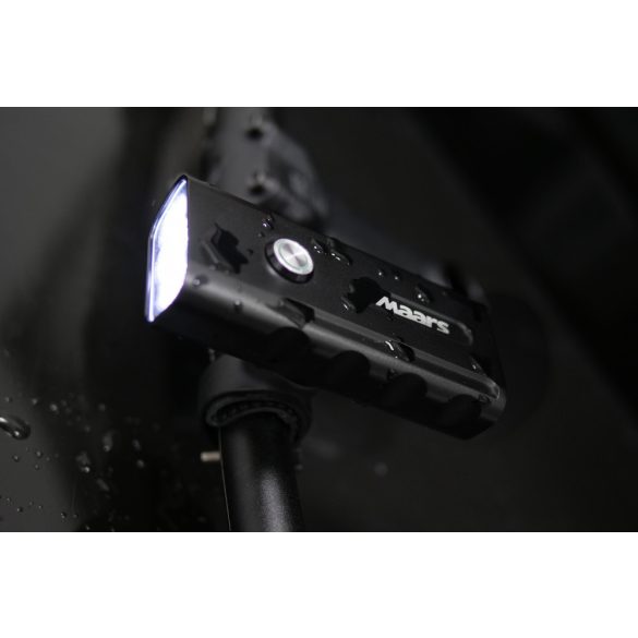 MAARS MR 601 első kerékpár lámpa tölthető 5W 700lm T6 LED IPX5