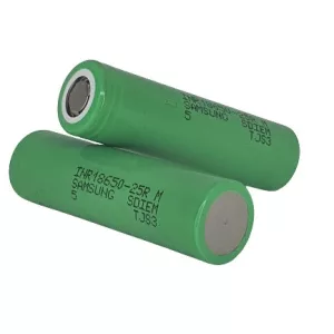 SAMSUNG INR18650-25R Li-ion 3,7V  ipari akku 2500 mAh 20A