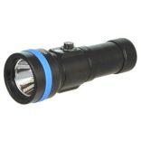 XTAR D26 2800 SET búvárlámpa,100m vízálló,2800lm,+1db 21700 akku