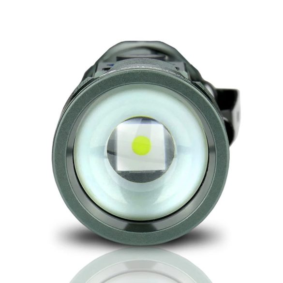 everActive FL-700R Spotter akkus LED lámpa ,ZOOM,700lm,USB-C