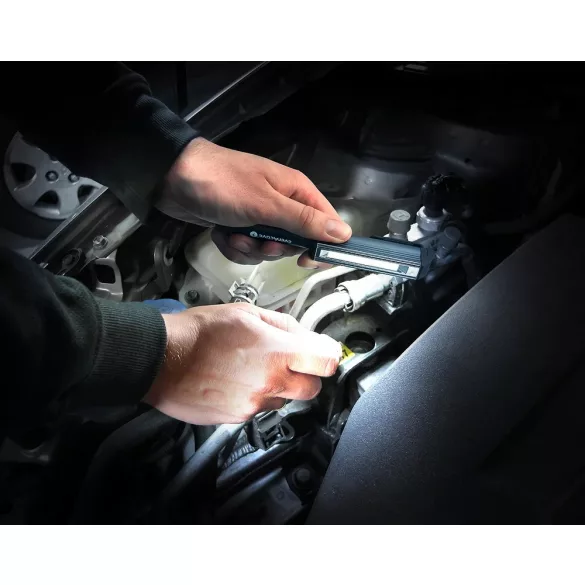 everActive WL-200 COB LED  elemlámpa mágnessel, 200 lm, 3xAAA