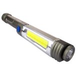 everActive WL-400 LED munkalámpa 3xAA 400lm
